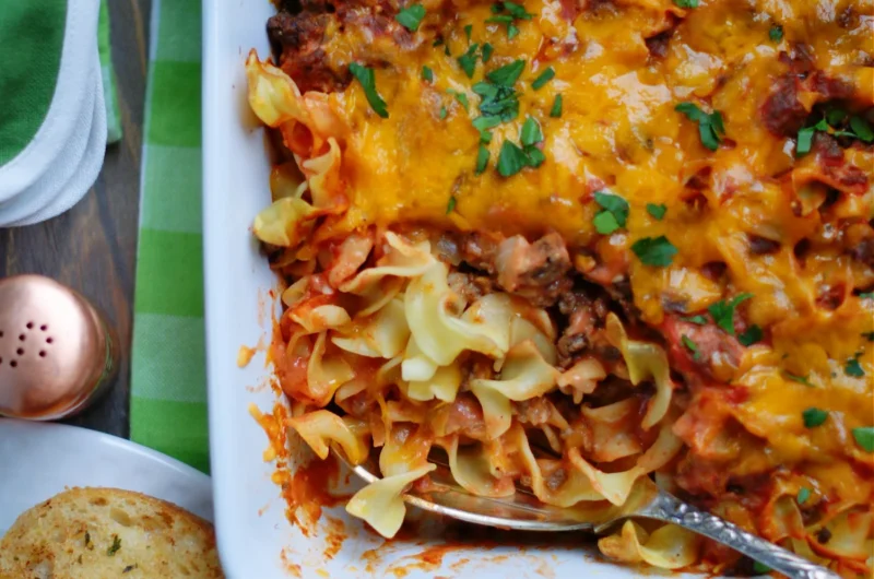 Cheesy Beef and Noodle Casserole