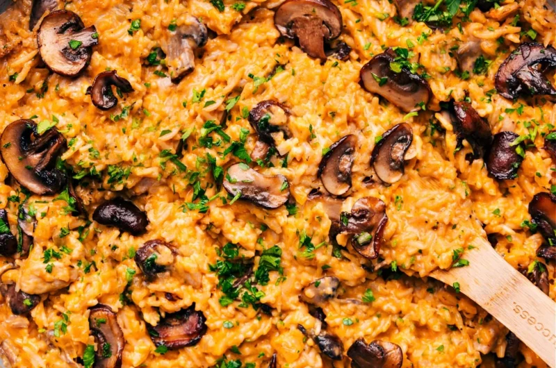 Creamy Smothered Chicken and Rice Recipe