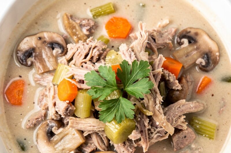 Creamy Mushroom Chicken Soup